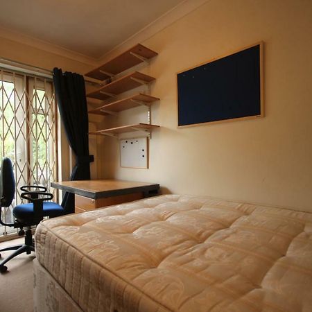 Draycott Bed & Breakfast Лондон Екстериор снимка