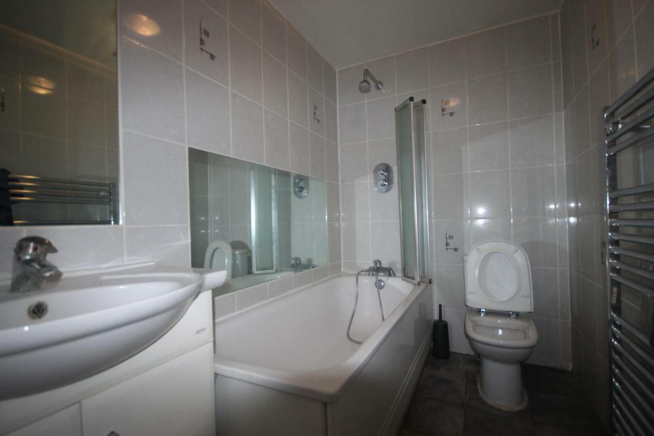Draycott Bed & Breakfast Лондон Екстериор снимка